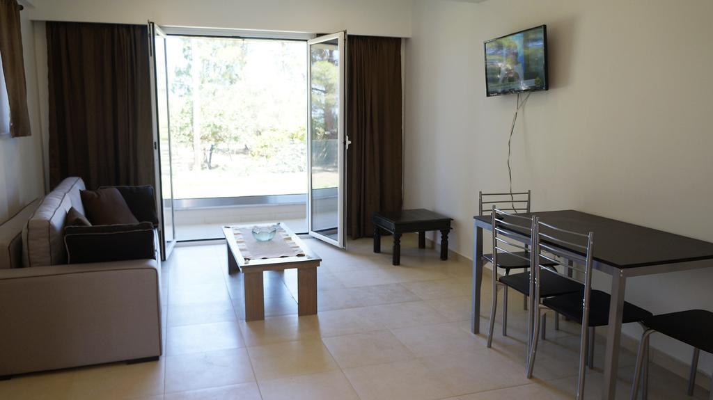 Sani Kasimis Apartment Kyparissia Exterior foto